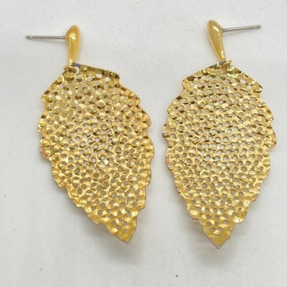 Vintage Leaf Dangle 2" Earrings Gold Tone Filigree Modernist - Picture 5 of 7